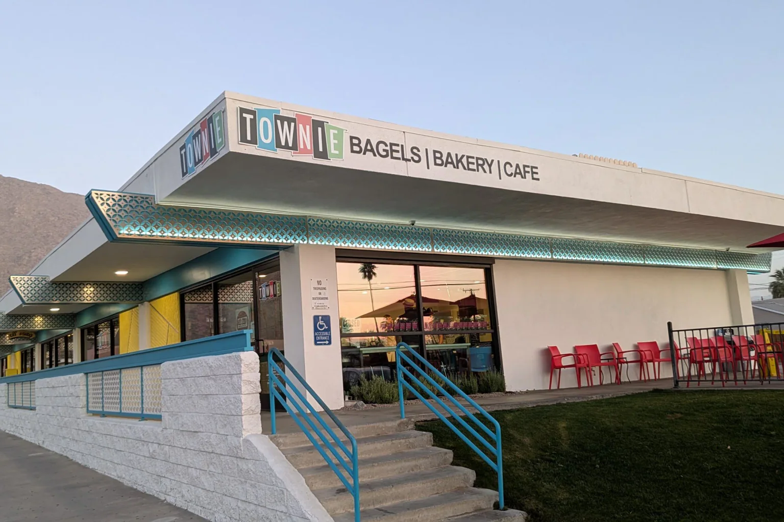 The Townie Bagels bakery and café storefront in Palm Springs.
